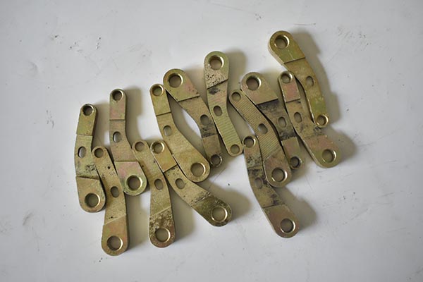 山推平地机配件