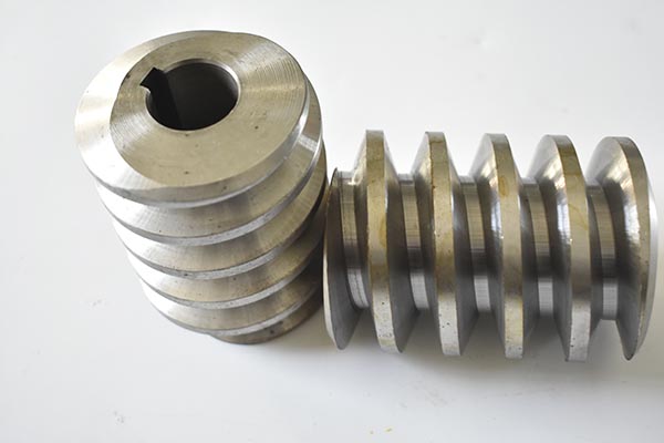 山推平地机配件涡杆