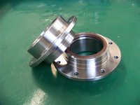 山推压路机配件轴承罩