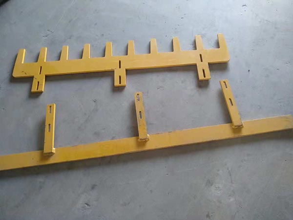 山推压路机配件