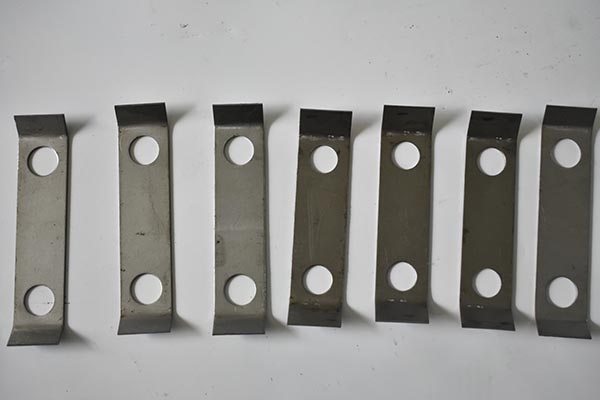 山推压路机配件经销商