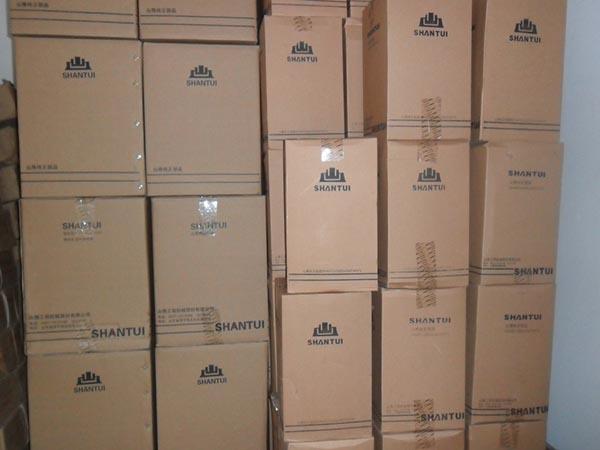 山推推土机配件发动机