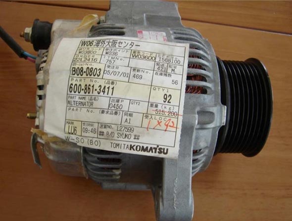 小松挖掘机配件发电机